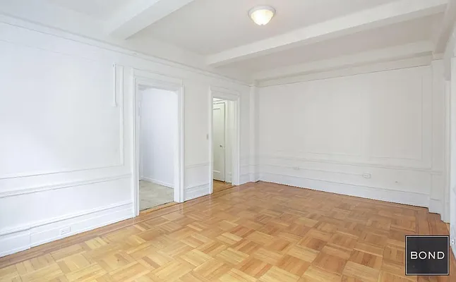 Rented by Bond New York | media 8