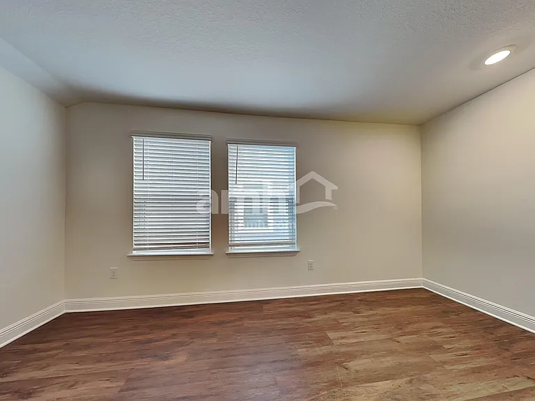 27695 Saint Andrews Ave — Photo 11