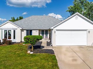 52448 Cedar Mill Dr, Macomb, MI 48042