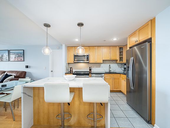 2nd image of 700 Grove St APT 11S