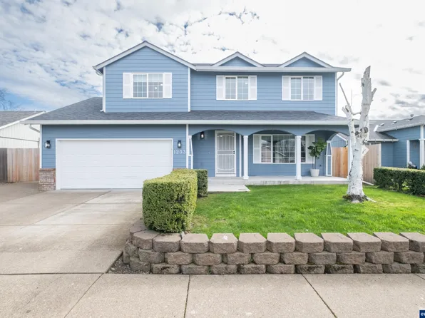 1233 S 6th St, Independence, OR 97351