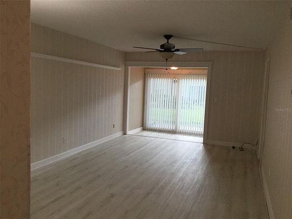 5th image of 1100 E Bay Dr APT 82