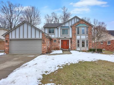 19916 Calumet Dr, Clinton Township, MI, 48038