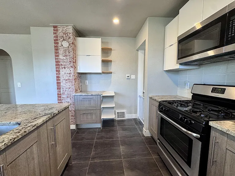 5195 N Raleigh St — Photo 8
