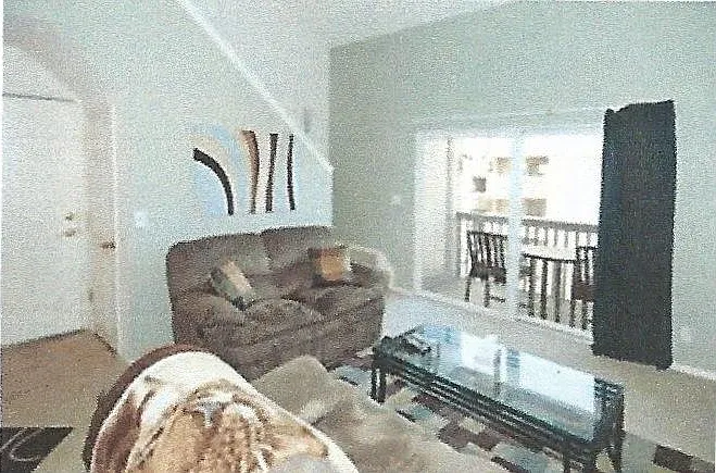 6310 Oak St #308 — Photo 7