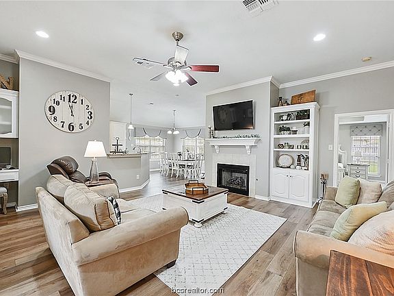 4th image of 4408 Colony Chase Dr