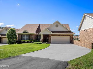 974 De Armond Ln, Maryville, TN 37804