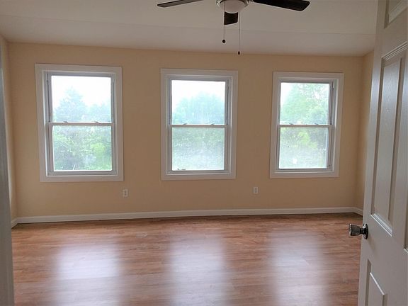 2nd image of 4227 Lafayette Ave