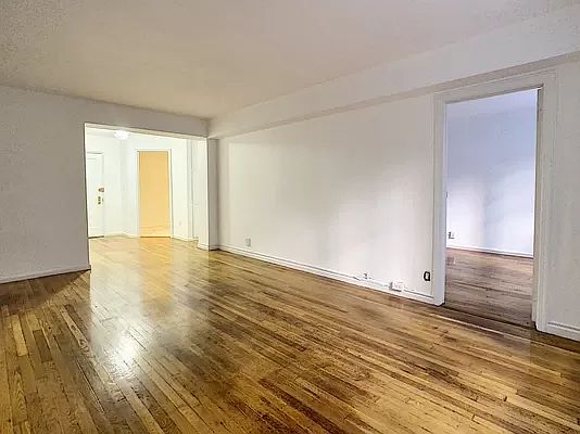 4th image of 315 E 56th St APT 1E
