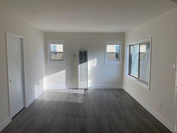 2nd image of 331 Arcade Dr
