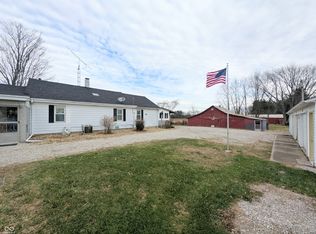 5599 N State Road 9, Hope, IN 47246