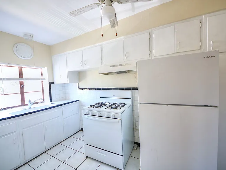 3322 Hereford St. — Photo 9