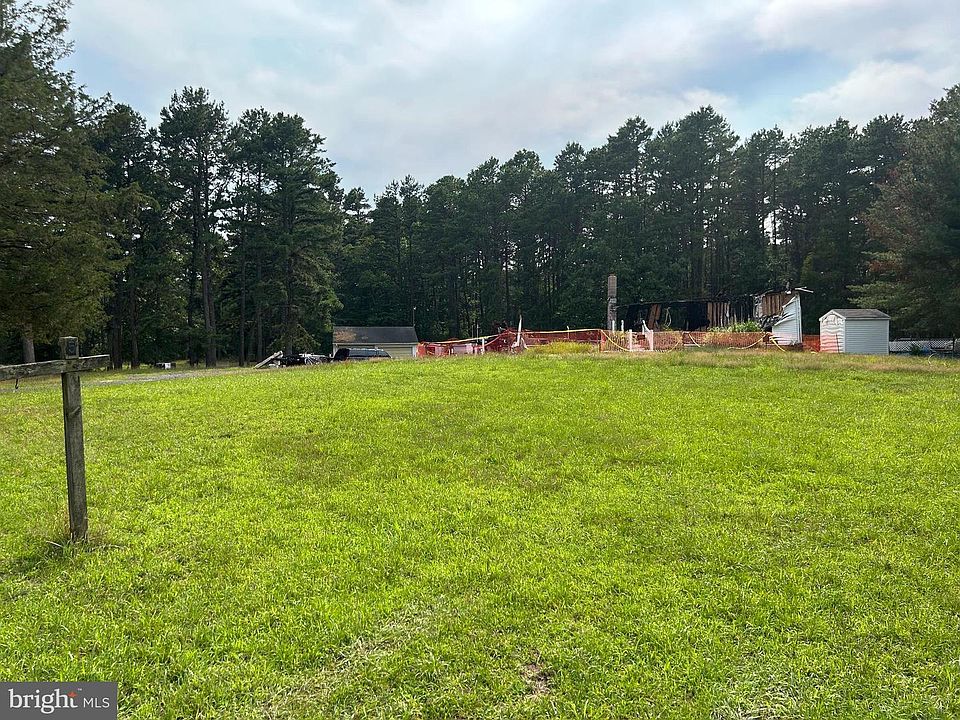 1st image of 5 Patten Ln