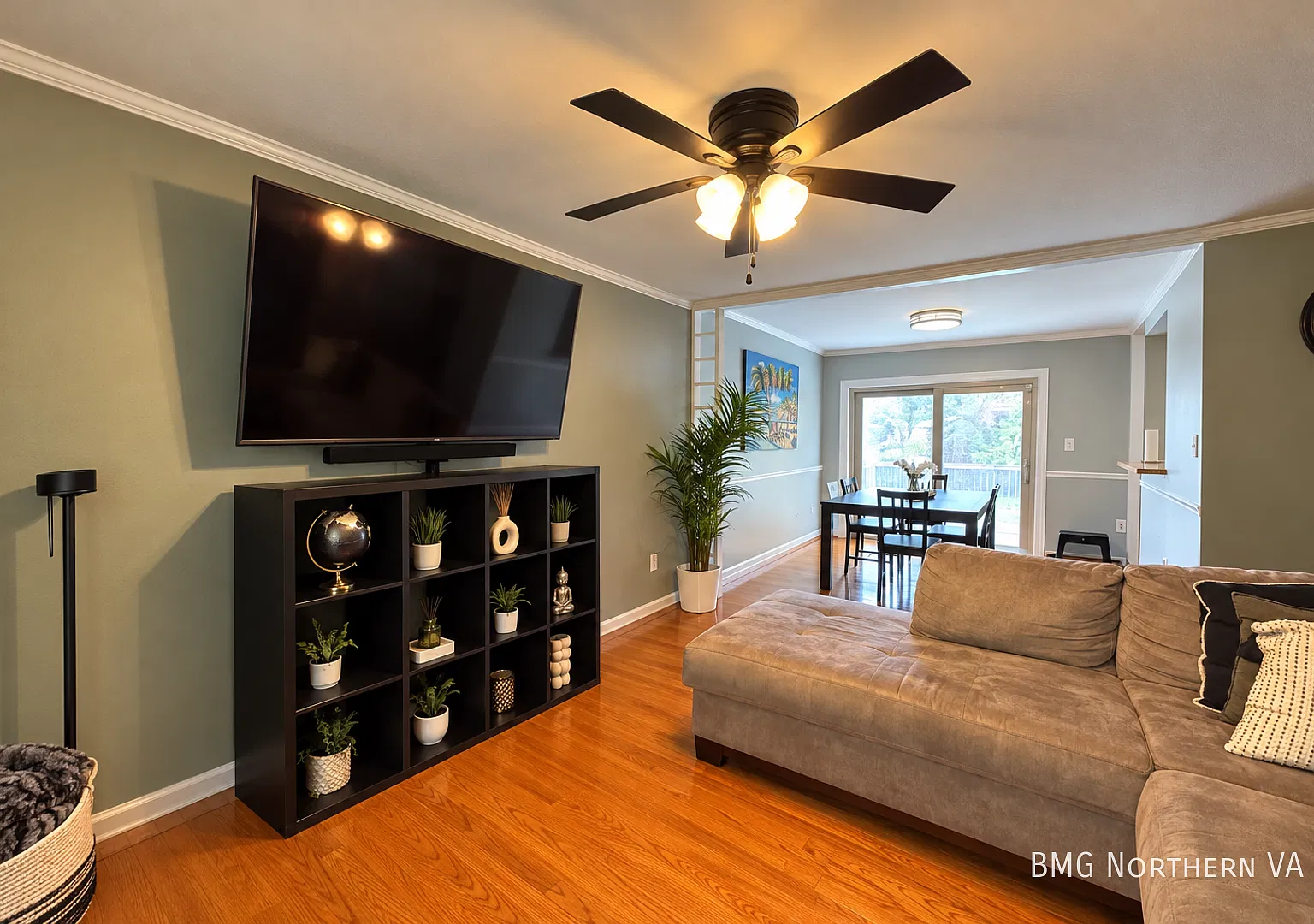 Well-Maintained 4BR/2BA Home with Hardwood Floors & Private Backyard in Prince William CO — Photo 4