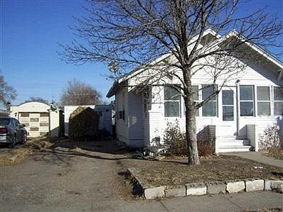 2nd image of 917 E 8th St