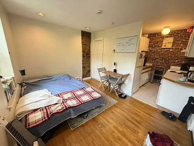 50 Phillips St #6 — Photo 4