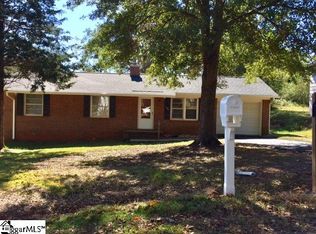 104 Beth St, Greer, SC 29651