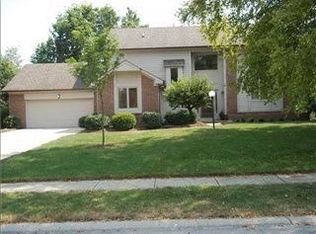 835 Winter Ct, Carmel, IN