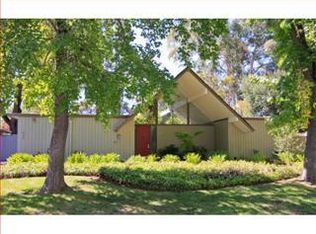 922 Lathrop Pl, Stanford, CA 94305