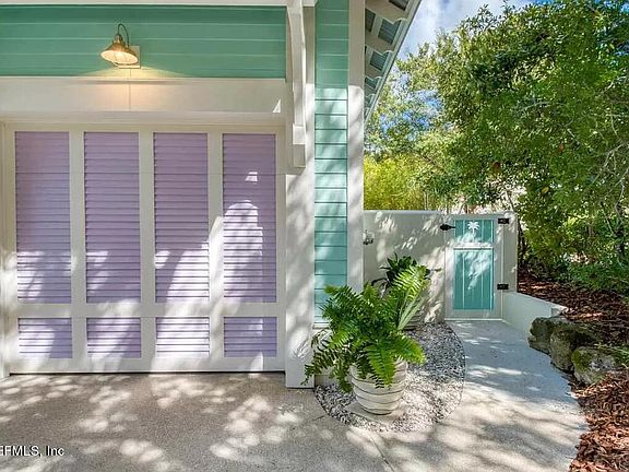 4th image of 204 N FOREST DUNE Drive