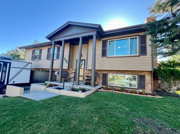 103 Mountain View Dr, Thermopolis, WY 82443