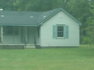 2211 Coxendale Rd, Chester, VA 23831