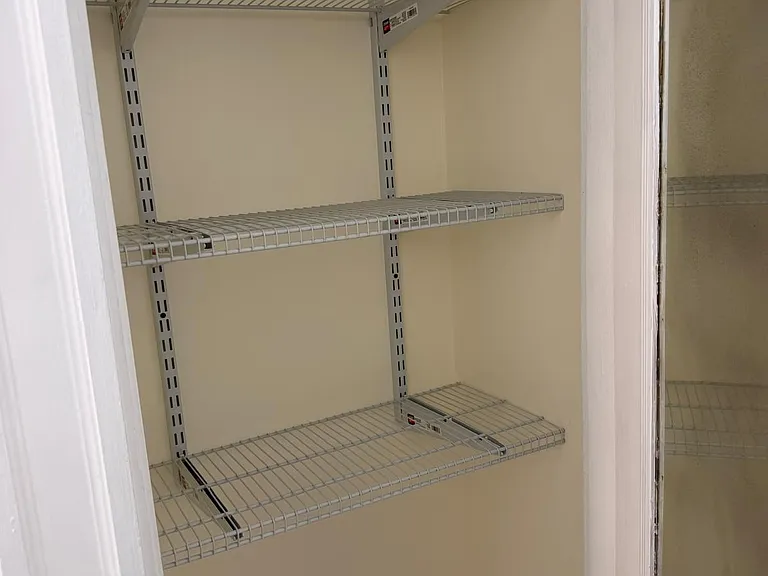 7 Swan Ave #2 — Photo 12