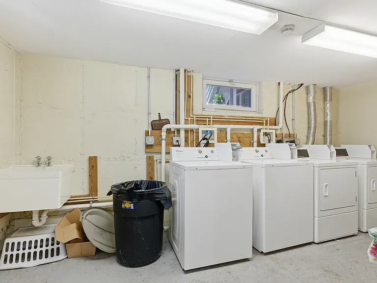 142 N Washington St #7 — Photo 18