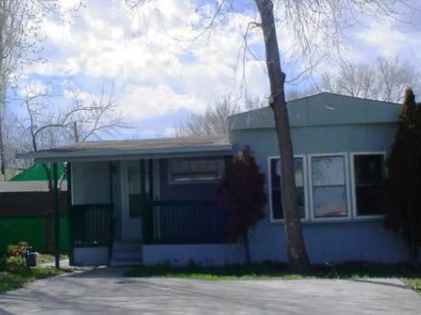 121 1st St, Mead, CO 80542