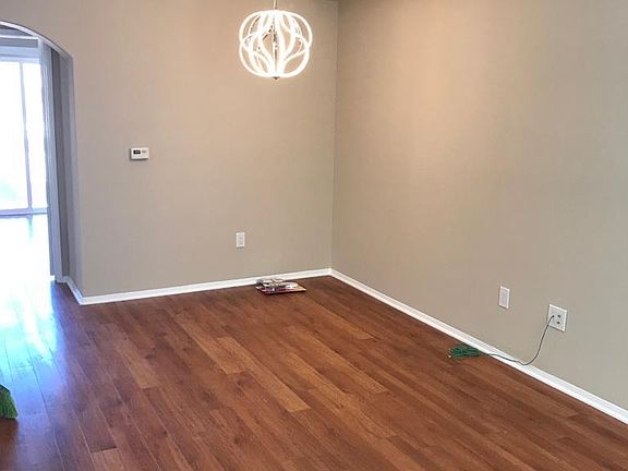 4th image of 5220 Premiere Hills Cir #117
