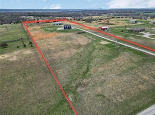 21925 Golden Rd, Linwood, KS 66052