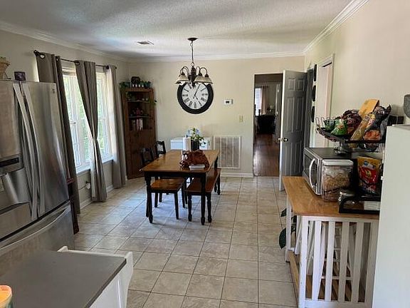 5th image of 118 Morris Dr