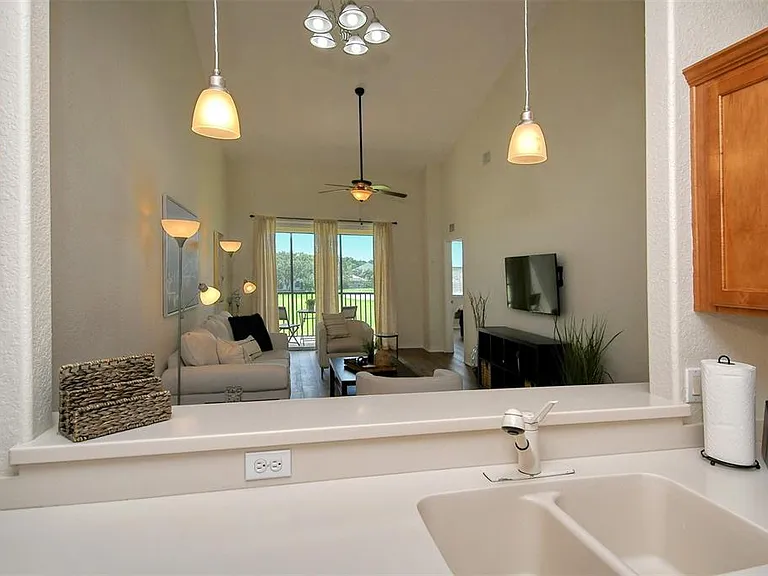 905 Fairway Cove Ln #205 — Photo 18