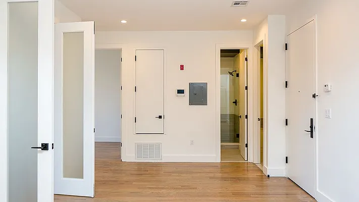 Rented by Nooklyn NYC LLC | media 74