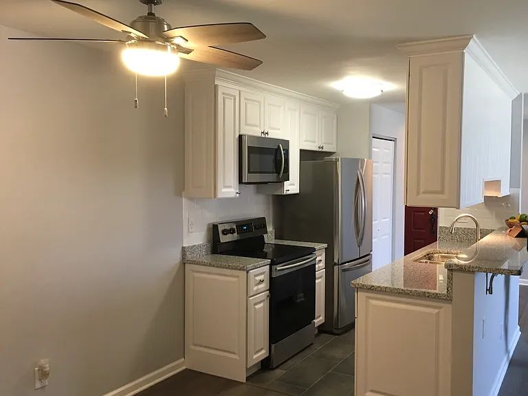 7 Bolton Ct — Photo 3