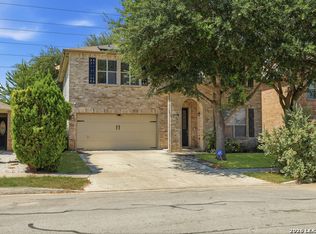 7101 Avery Rd, Live Oak, TX 78233