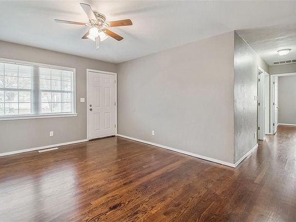 3rd image of 4408 SE 38th St