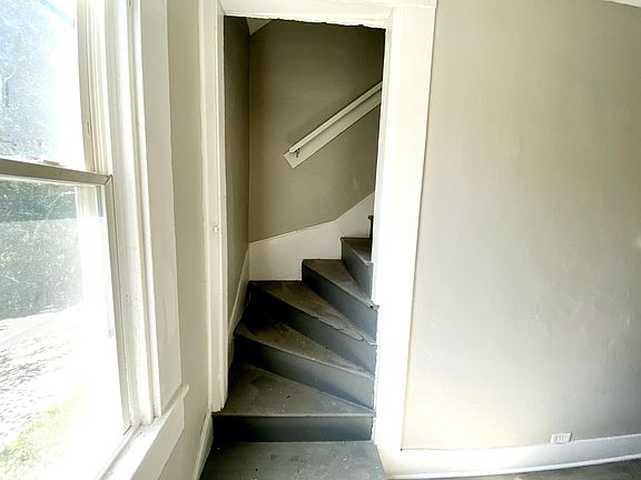 4th image of 517 Buckeye St #517