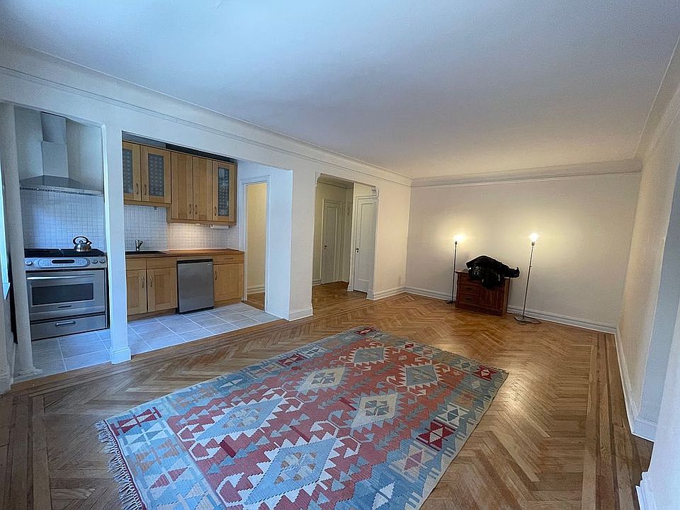 1st image of 50 Park Ter W APT 1G