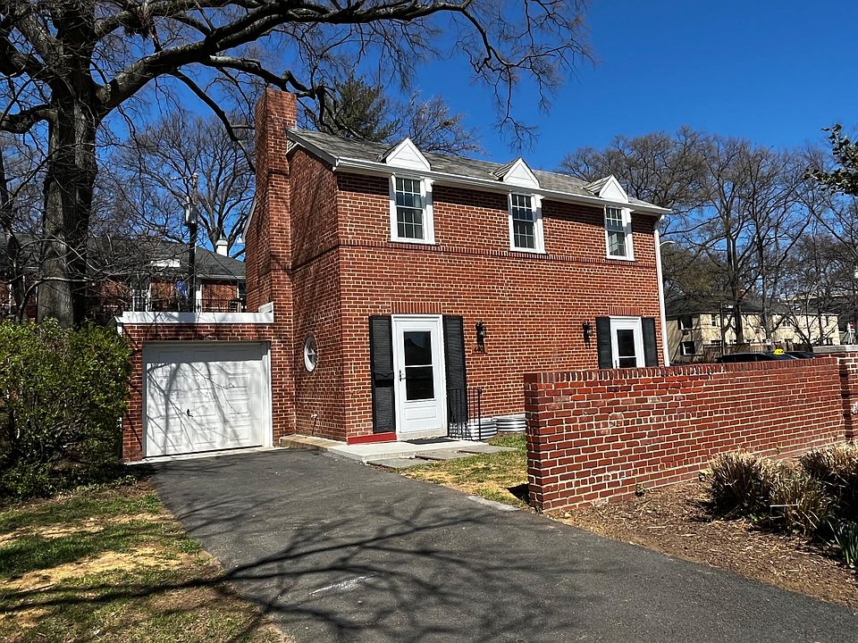 Welcome to 4401 Arlington Blvd where you will love living in this unique condo community home!