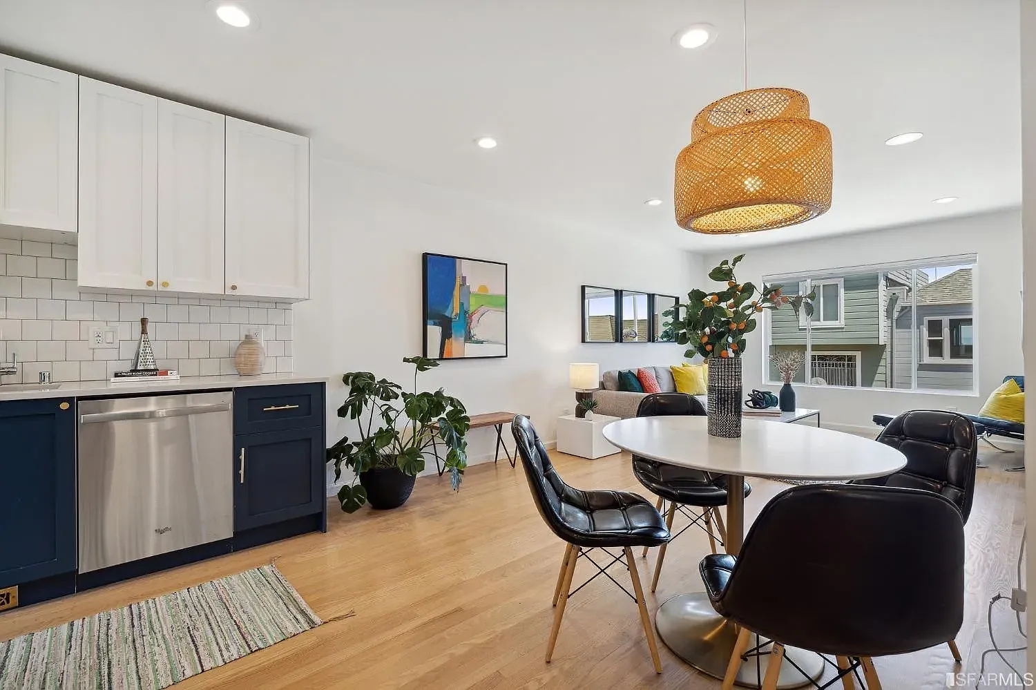 64 Carver St — Photo 1