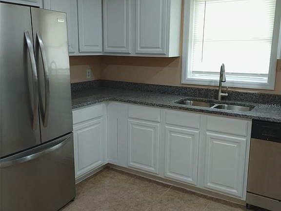 3rd image of 635 Durango Way