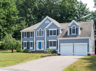 2 Westridge Dr, Hampton, NH 03842