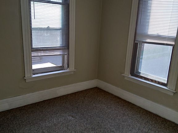 rug will be removed before occupancy