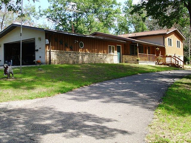 1st image of W10088 16th St