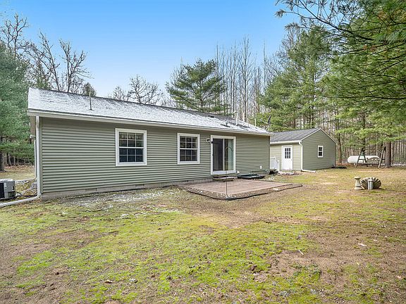 5th image of 2703 E 40th St