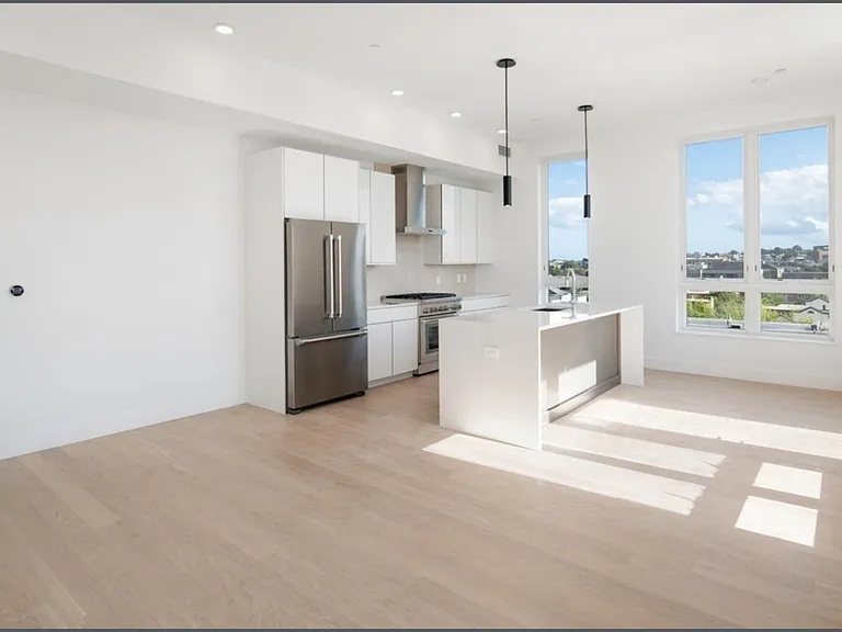 20 W 5th St #6-B — Photo 2