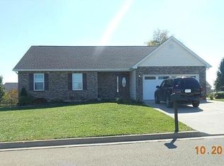 530 Braning Dr, Farmington, MO 63640