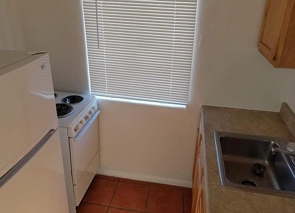 2nd image of 250 W Laguna St #10