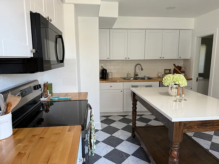 5514 N Syracuse St — Photo 11